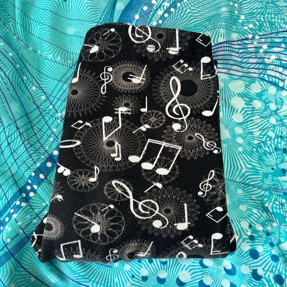 Youth Musical Print Fleece Lined Leggings - Picture 5 of 5